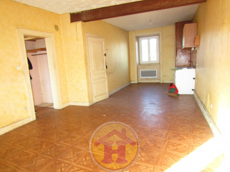 Immeuble 139 100 € Réf. 1300 Saint-Victurnien