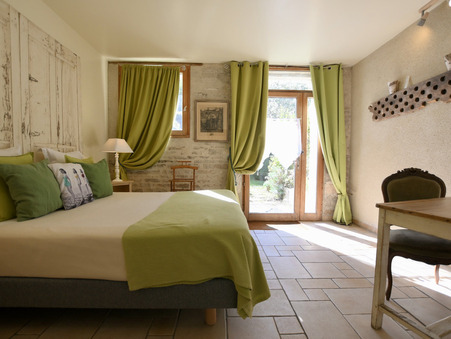 Maison sur Noyers ; 615 000 €  ; Vente Réf. 33_FLIP2025056