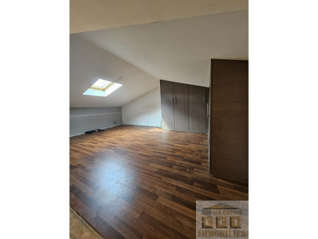 Appartement sur La Cote St Andre ; 69 000 &euro;  ; A vendre Réf. 1685