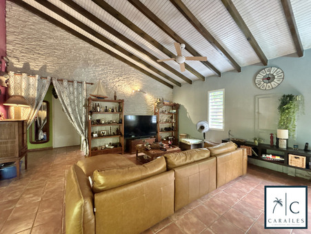 Maison sur Saint-Francois ; 470 000 €  ; Achat Réf. CAR198