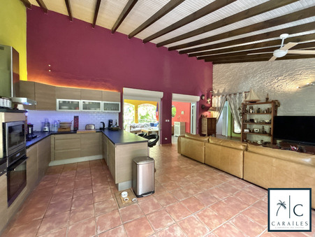 A vendre maison Saint-Francois 97118; 470 000 € 