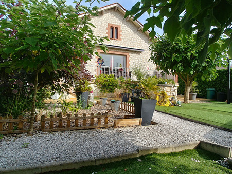 A vendre maison Caussade 82300; 349 500 € 