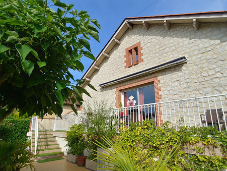 Maison sur Caussade ; 349 500 €  ; A vendre Réf. 13969