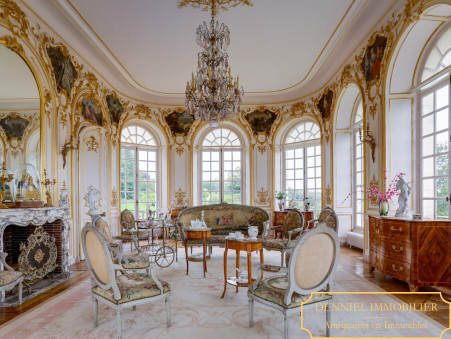 A vendre chateau Abbeville 80100; 7 900 000 € 