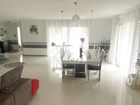 Maison 875 000 €  Réf. 10458 Le Plessis-Trévise