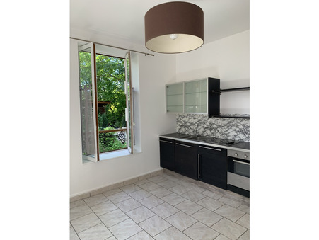 Location appartement Beaumont-sur-Oise 95260; 790 &euro; 