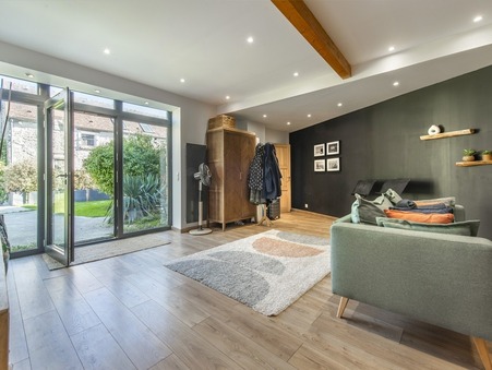 Maison sur Aufferville ; 600 000 €  ; Vente Réf. 212675