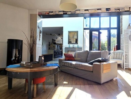 Maison 696 000 €  sur Chartres (28600) - Réf. MB2493747460