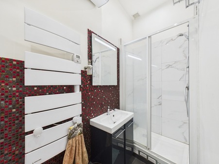 Appartement sur Paris ; 255 000 €  ; Achat Réf. DOM20757