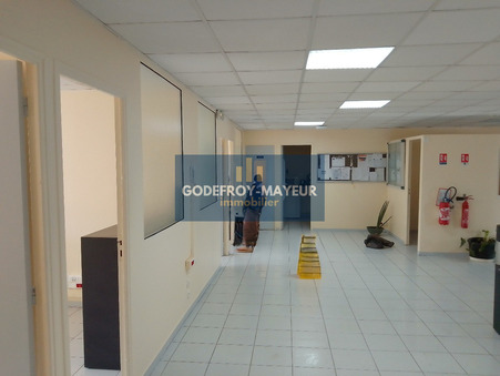 A vendre local commercial Pointe-à-Pitre 97110; 231 000 € 