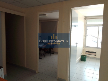 Local commercial 231 000 €  Réf. R+1 Pointe-à-Pitre