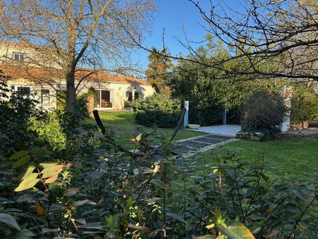 Maison 1 740 000 € sur Chatelaillon Plage (17340) - Réf. VM1140-TERREETMER17_