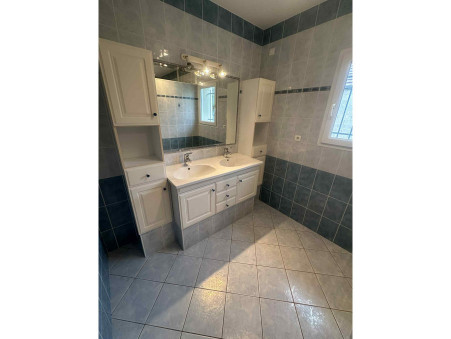 Maison sur Savolles ; 365 000 €  ; A vendre Réf. BA290925DM