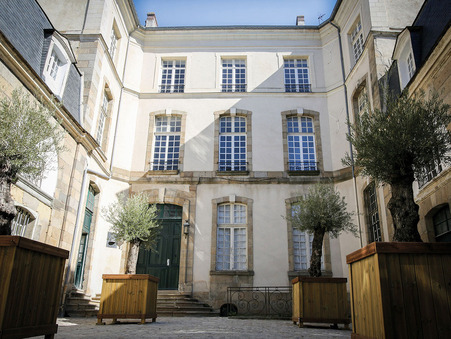 Local professionnel sur Rennes ; 6 650 €  ; Location Réf. EM60