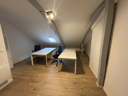 A louer local professionnel 6 650 €  Rennes