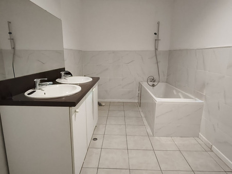 Maison sur Saint-Martin-Lacaussade ; 170 000 €  ; Vente Réf. 11_5935