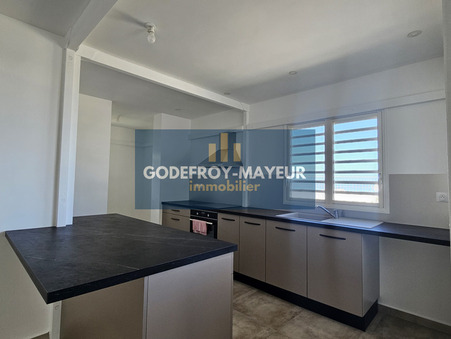 A vendre maison Bouillante 97125; 585 000 € 