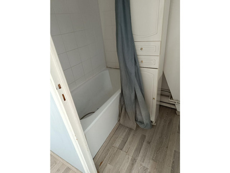 Location appartement Lille 59000; 369 €