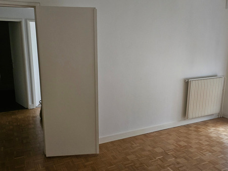 Location appartement Fontainebleau 77300; 892 € 
