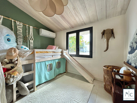 Maison 695 000 €  sur Saint-Francois (97118) - Réf. CAR211