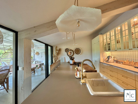 Maison sur Saint-Francois ; 695 000 €  ; Achat Réf. CAR211