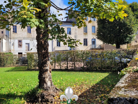 Immeuble sur Tournus ; 169 600 €  ; A vendre Réf. NM3351