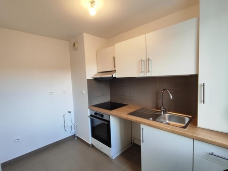 Maison 900 €  sur Poitiers (86000) - Réf. 25722927