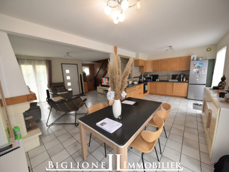 Maison sur Montfermeil ; 379 000 €  ; Vente Réf. 175