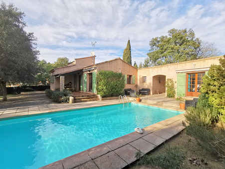 Maison sur Bagnols-en-Forêt ; 460 000 €  ; Achat Réf. 45_JC2734