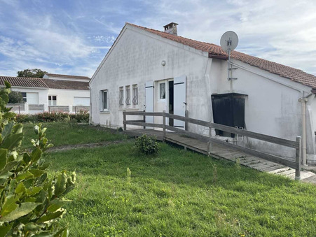 Maison sur Le Château-d'Oléron ; 344 850 € ; A vendre Réf. 3700