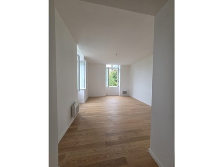 A louer appartement 1 140 €  Carignan de Bordeaux