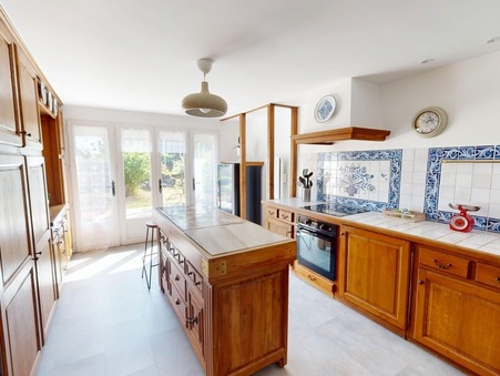 Maison sur Bransles ; 239 000 €  ; Achat Réf. 213147