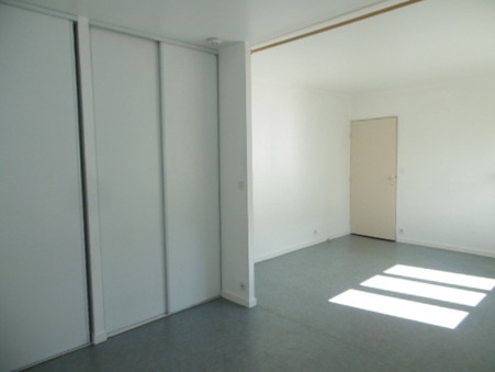 Appartement 390 €  sur Clermont Ferrand (63100) - Réf. 0007070218