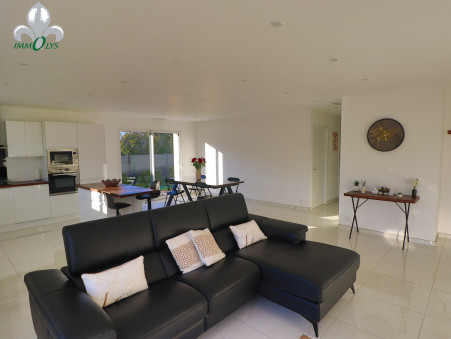 Maison 303 000 &euro;  sur Saint-Aubin (39410) - Réf. 7845