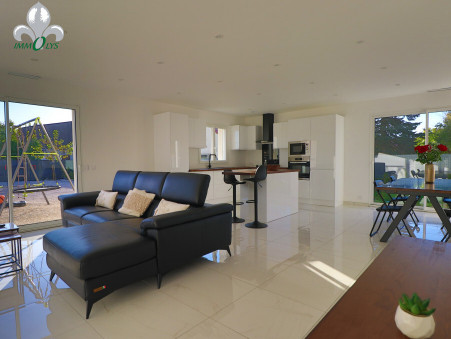 Maison sur Saint-Aubin ; 303 000 &euro;  ; Vente Réf. 7845