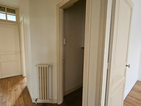 Appartement sur Fontainebleau ; 980 €  ; A louer Réf. 1934