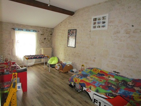 Vente maison 241 500 € Saintes