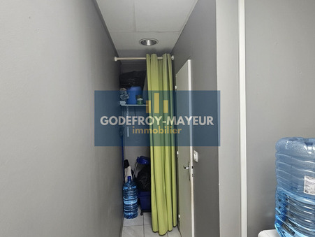 Local professionnel 110 000 €  sur Baie-Mahault (97122) - Réf. 0252.1