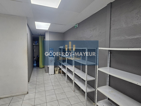 Local professionnel sur Baie-Mahault ; 110 000 €  ; A vendre Réf. 0252.1