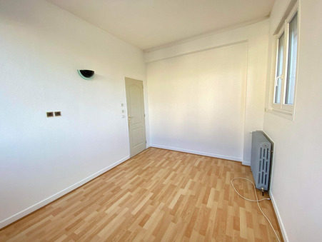 Appartement 580 €  Réf. M711640 Ernee