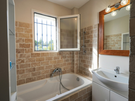 Maison 572 000 €  Réf. 15 Le Muy