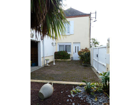 Vente maison 164 000 € Montigne le Brillant