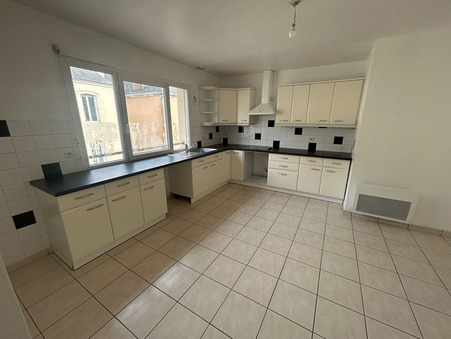 Appartement 870 €  Réf. S511717 Becon les Granits