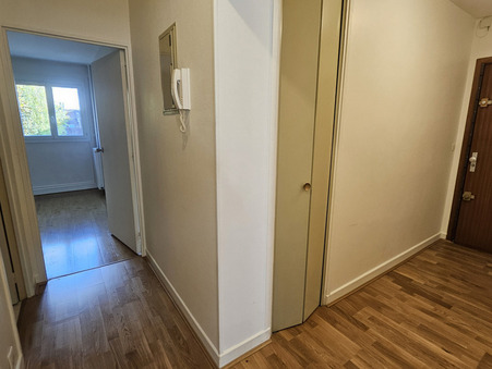 A louer appartement 810 €  Fontainebleau