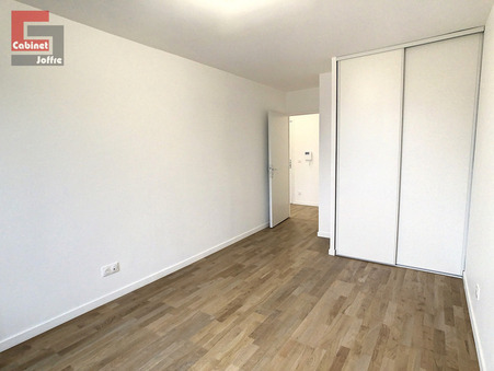 Appartement 868 €  Réf. 1908 Fontainebleau