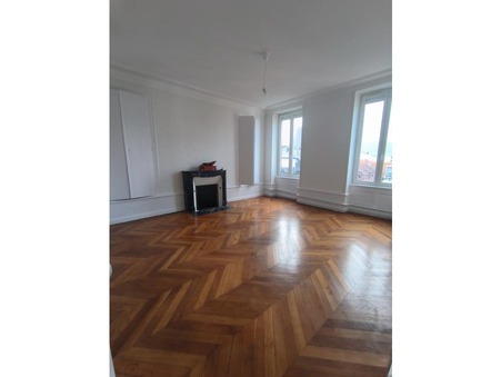 A louer appartement 1 085 €  Clermont-Ferrand