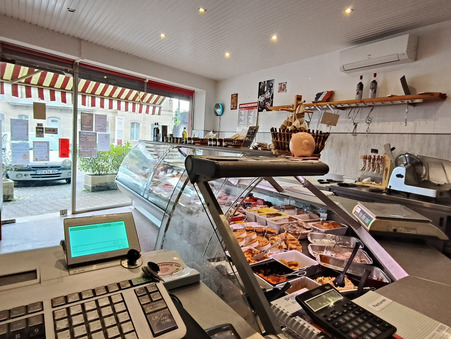 A vendre local commercial Saint-Christoly-de-Blaye 33920; 154 000 €