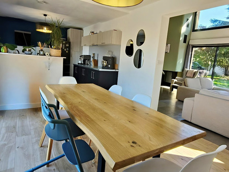 Maison 385 000 €  sur Ambarès-et-Lagrave (33440) - Réf. 11_6051