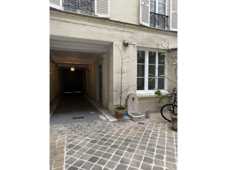 Location local professionnel Paris 8eme Arrondissement Réf. MON429