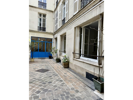 Local professionnel 1 763 €  Réf. MON430 Paris 8eme Arrondissement